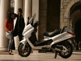 Piaggio X